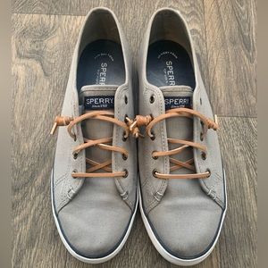 Sperry Women’s Canvas Shoes Size 11